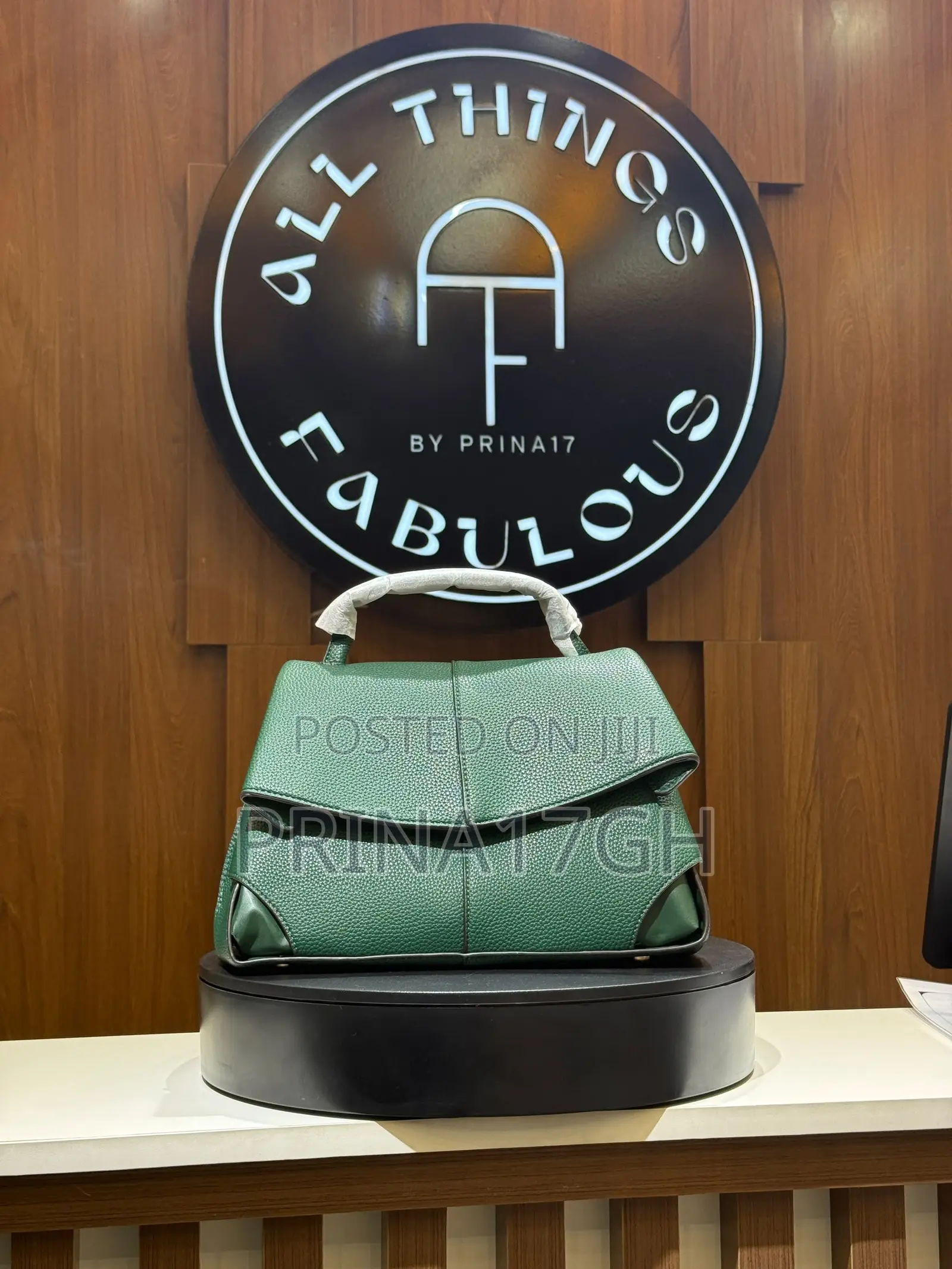 Elegant Structured Top Handle Handbag
