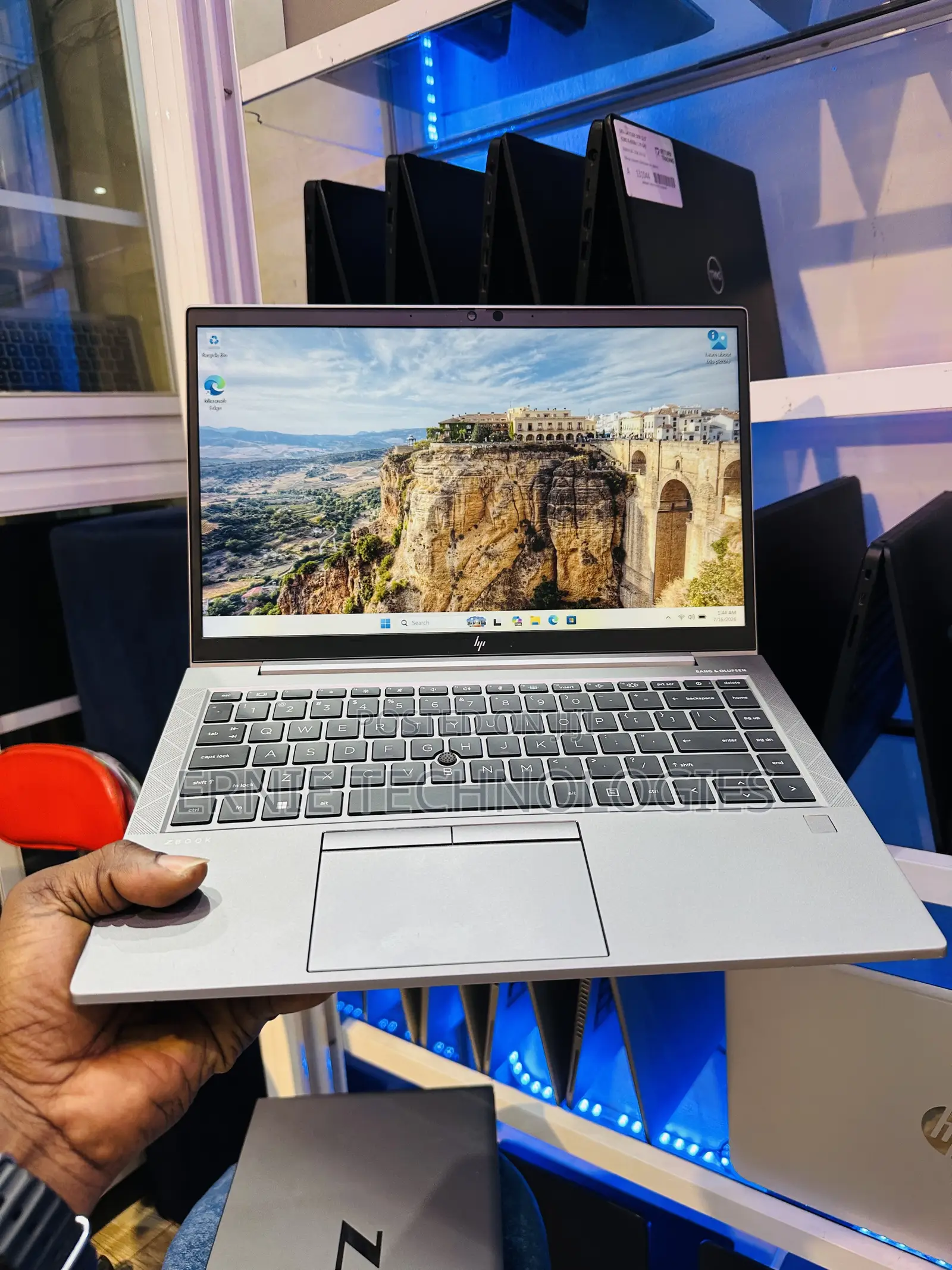 Laptop HP ZBook Firefly G8 16GB Intel Core i7 SSD 512GB