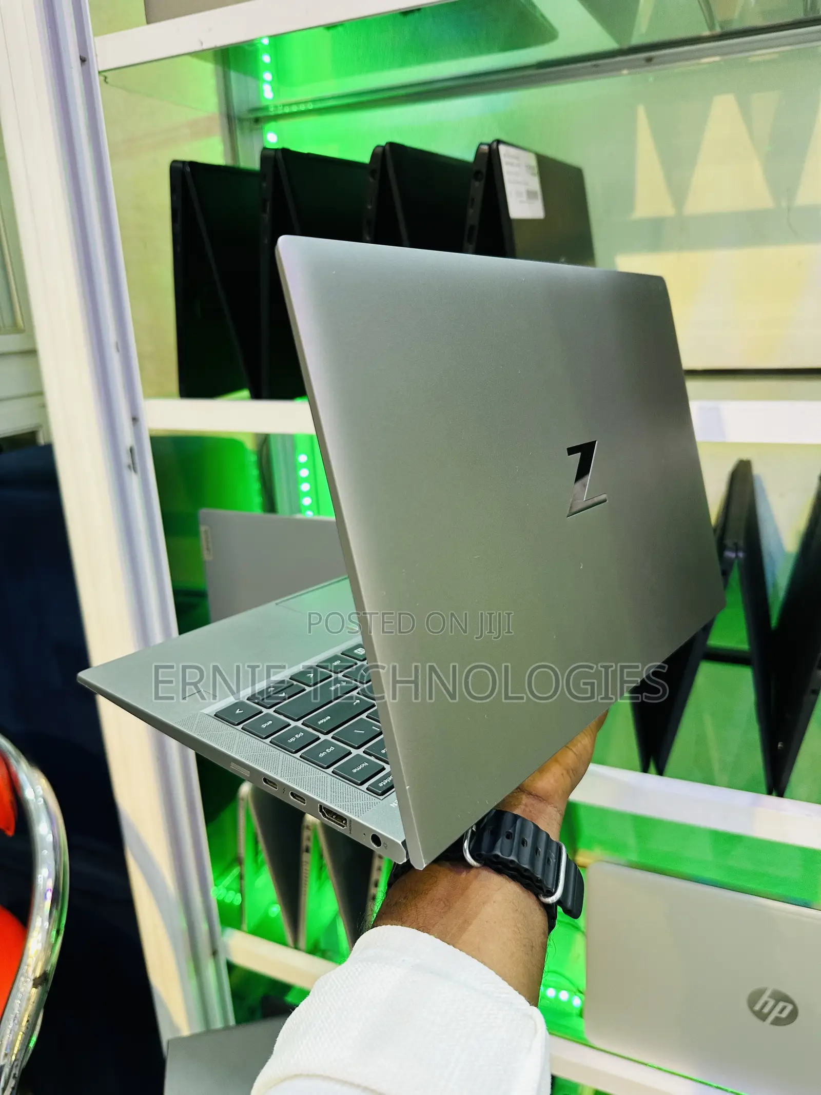 Laptop HP ZBook Firefly G8 16GB Intel Core i7 SSD 512GB
