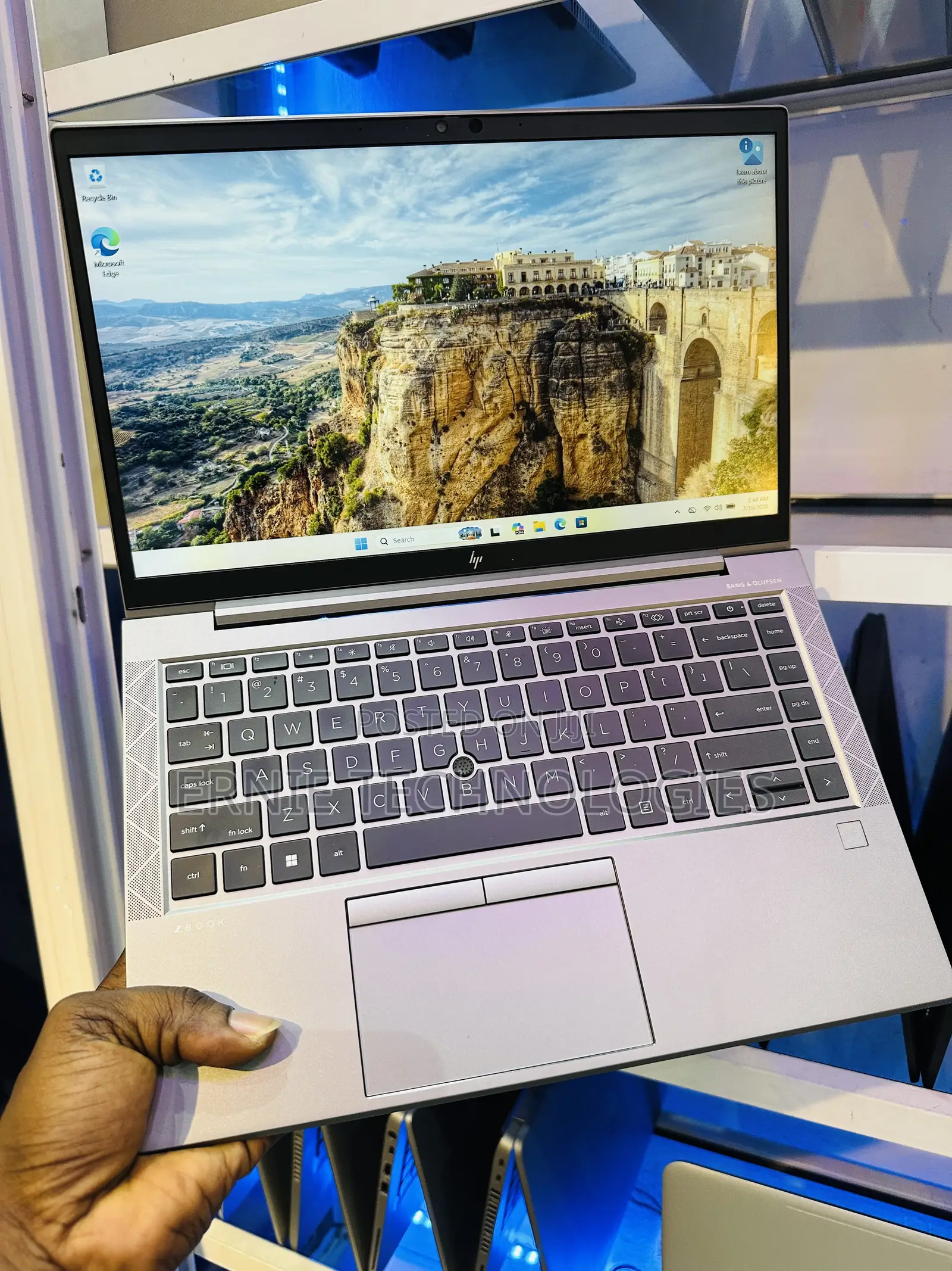Laptop HP ZBook Firefly G8 16GB Intel Core i7 SSD 512GB