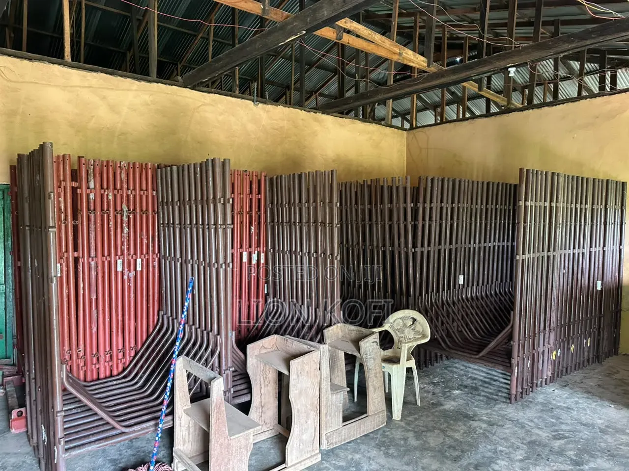 Scaffolds and Props