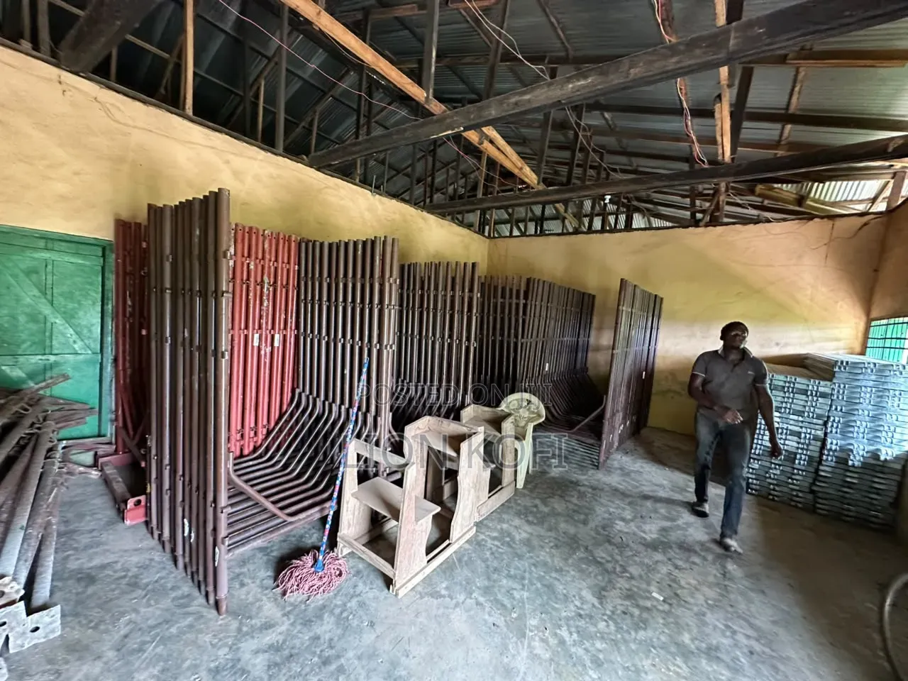 Scaffolds and Props