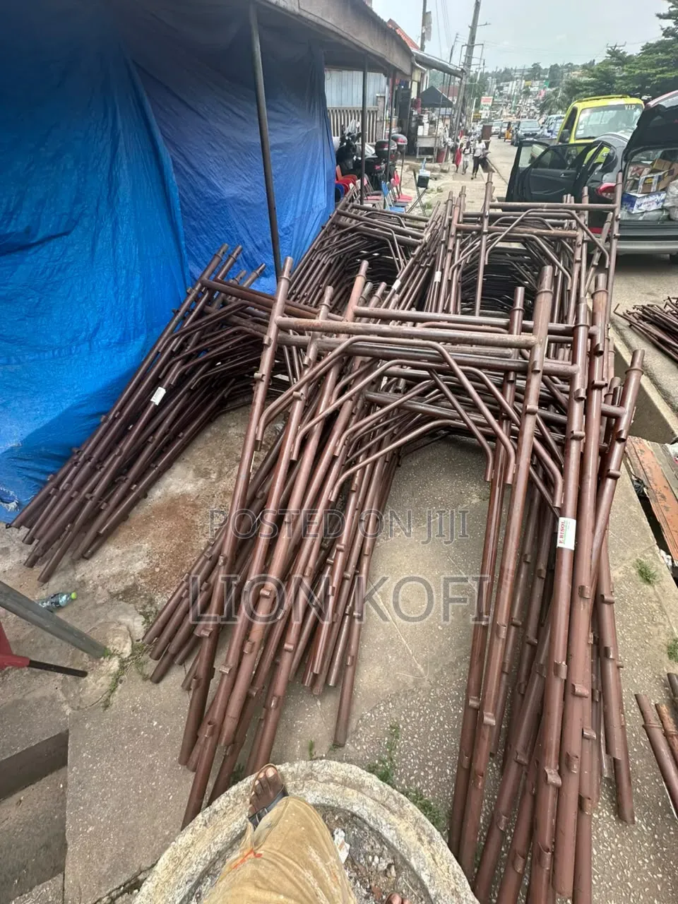 Scaffolds and Props