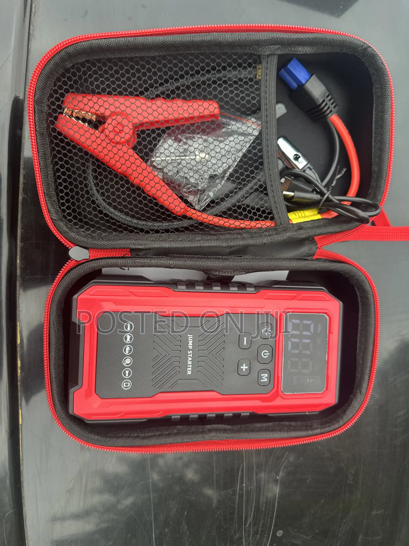 Car Jump Starter and Tire Pump 4 in 1