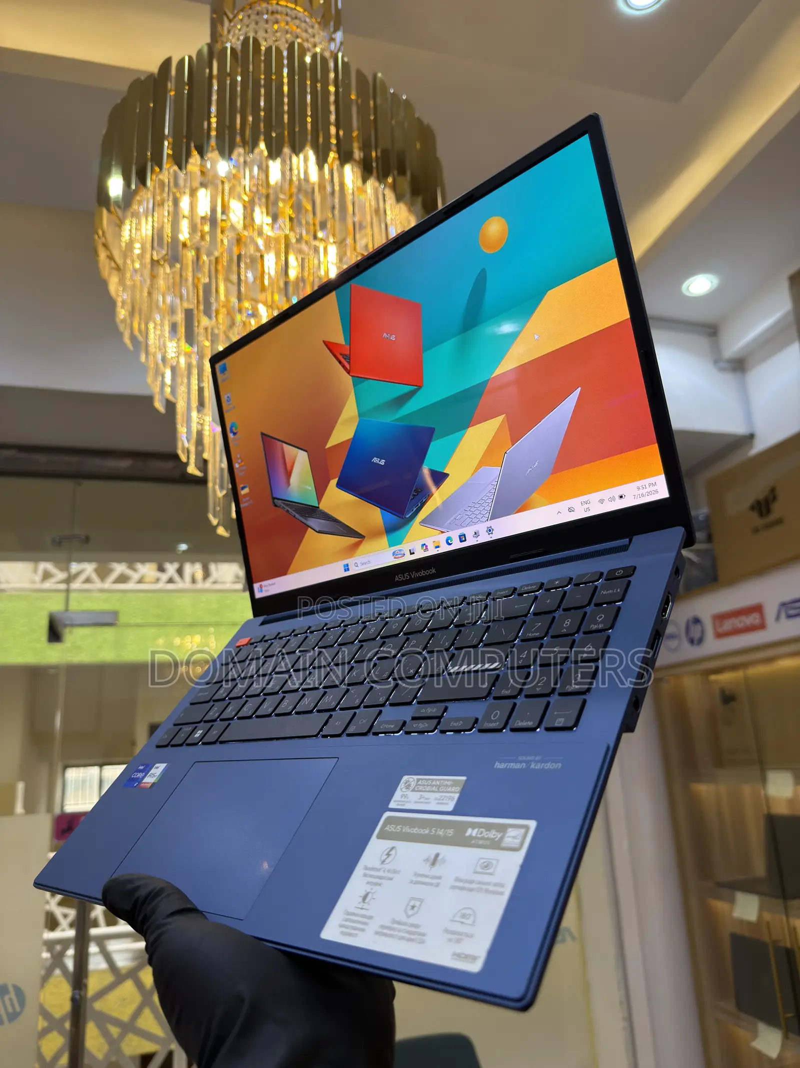 Laptop Asus Vivobook 15 OLED 16GB Intel Core i7 SSD 512GB