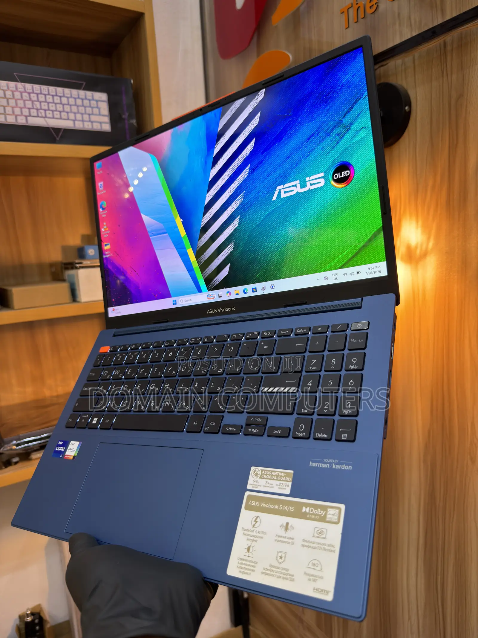 Laptop Asus Vivobook 15 OLED 16GB Intel Core i7 SSD 512GB