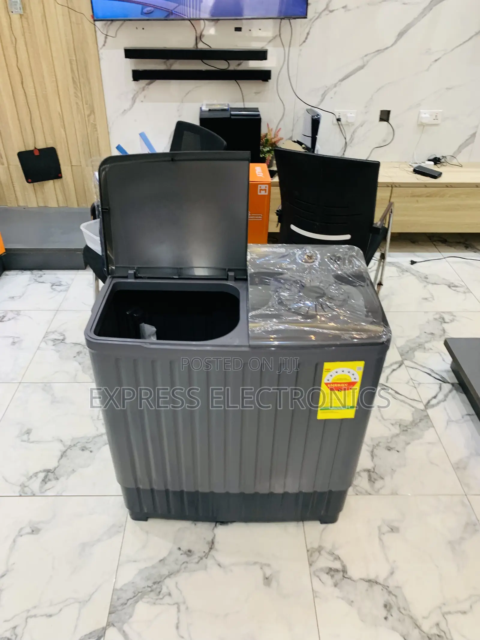 Ultra Nasco 10Kg Topload Twintub. WM