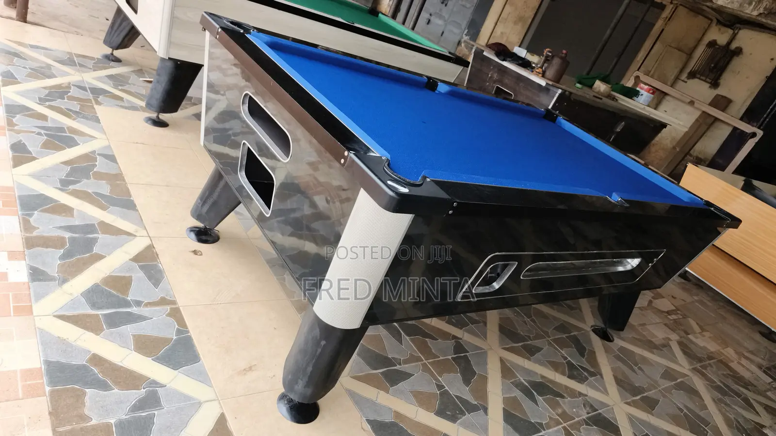 Mable Snooker Table