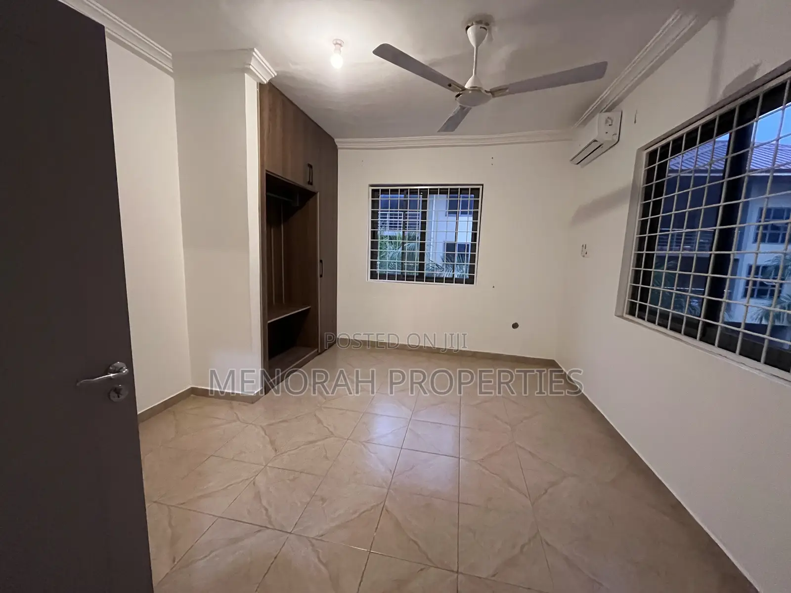 2bdrm Apartment in Adenta, Frafraha for rent