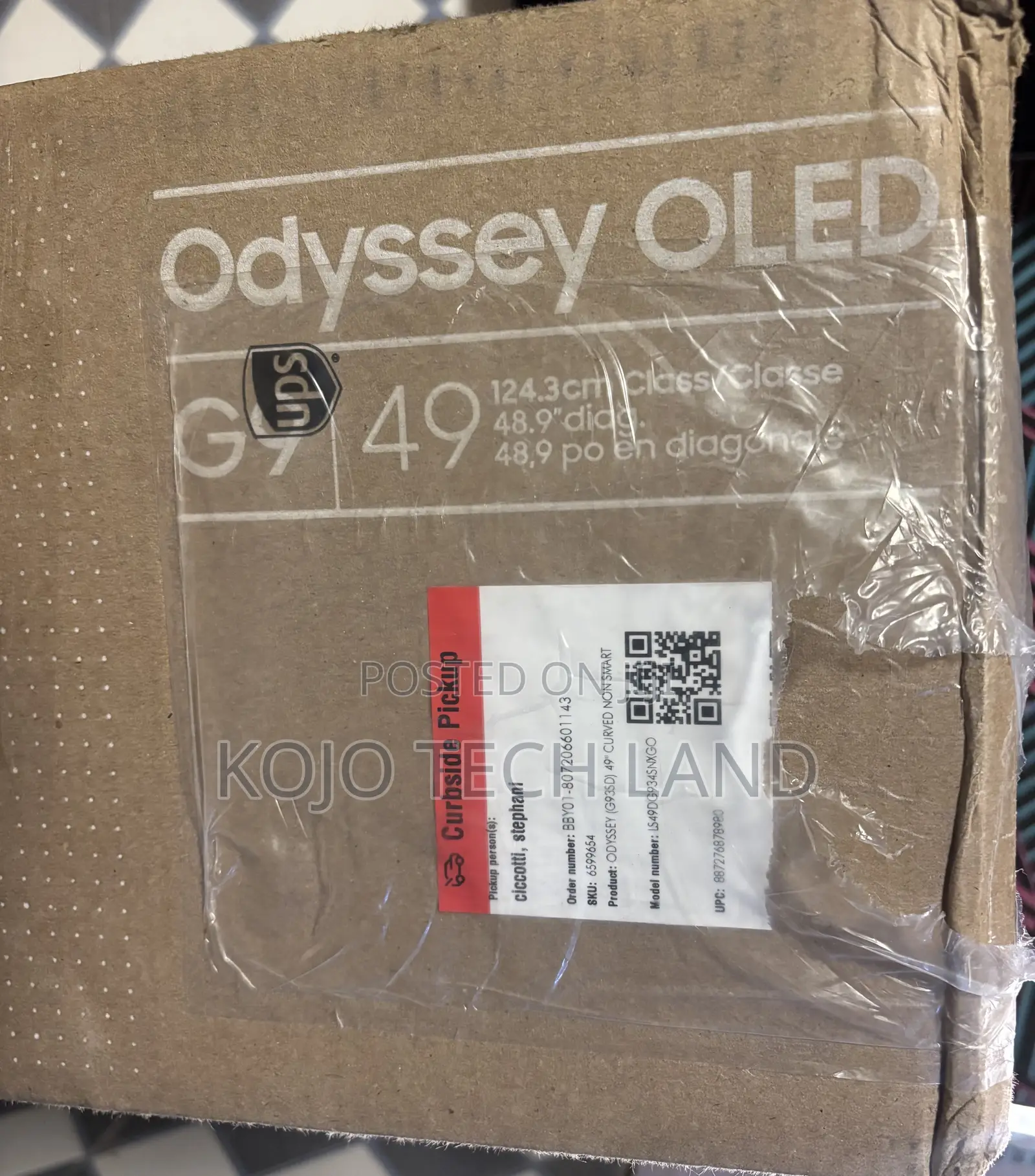 Samsung 49-Inch Odyssey G9 QD-OLED G-Sync Curved Gaming Monitor
