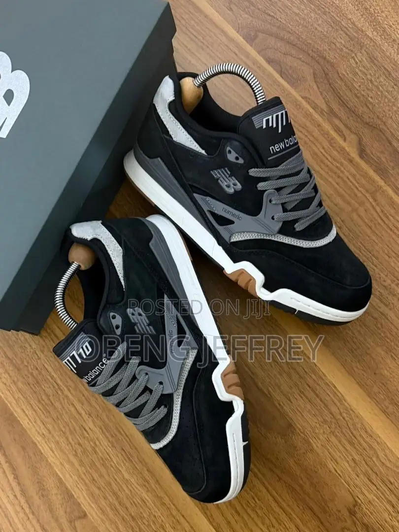 Original New Balance 770 Black