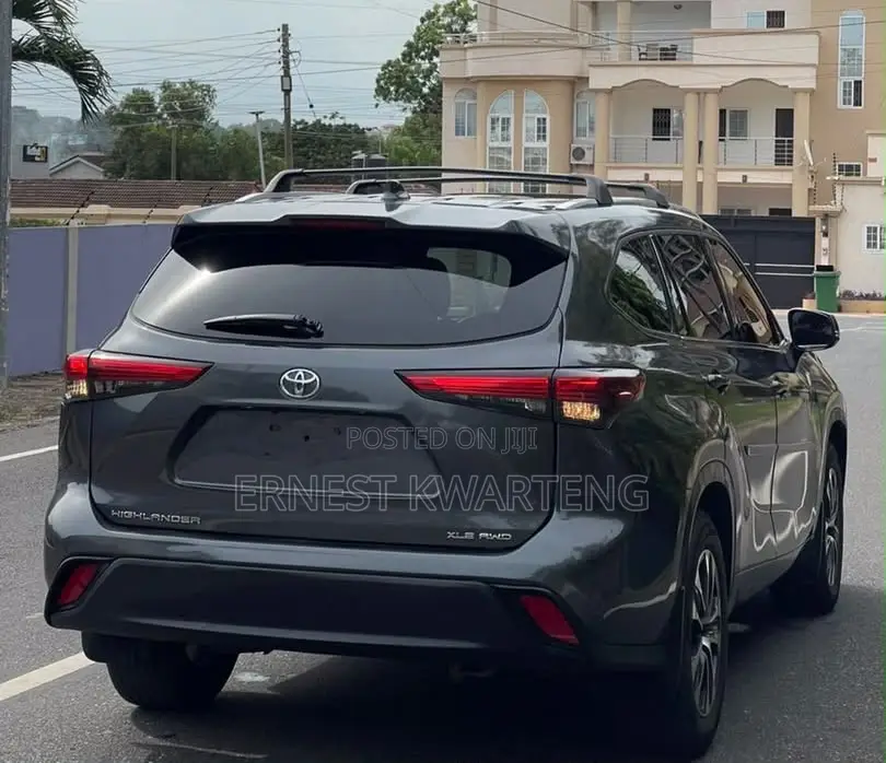 Toyota Highlander 2022 Black