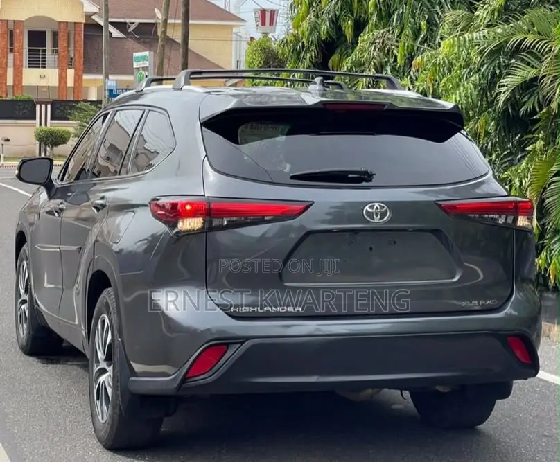 Toyota Highlander 2022 Black