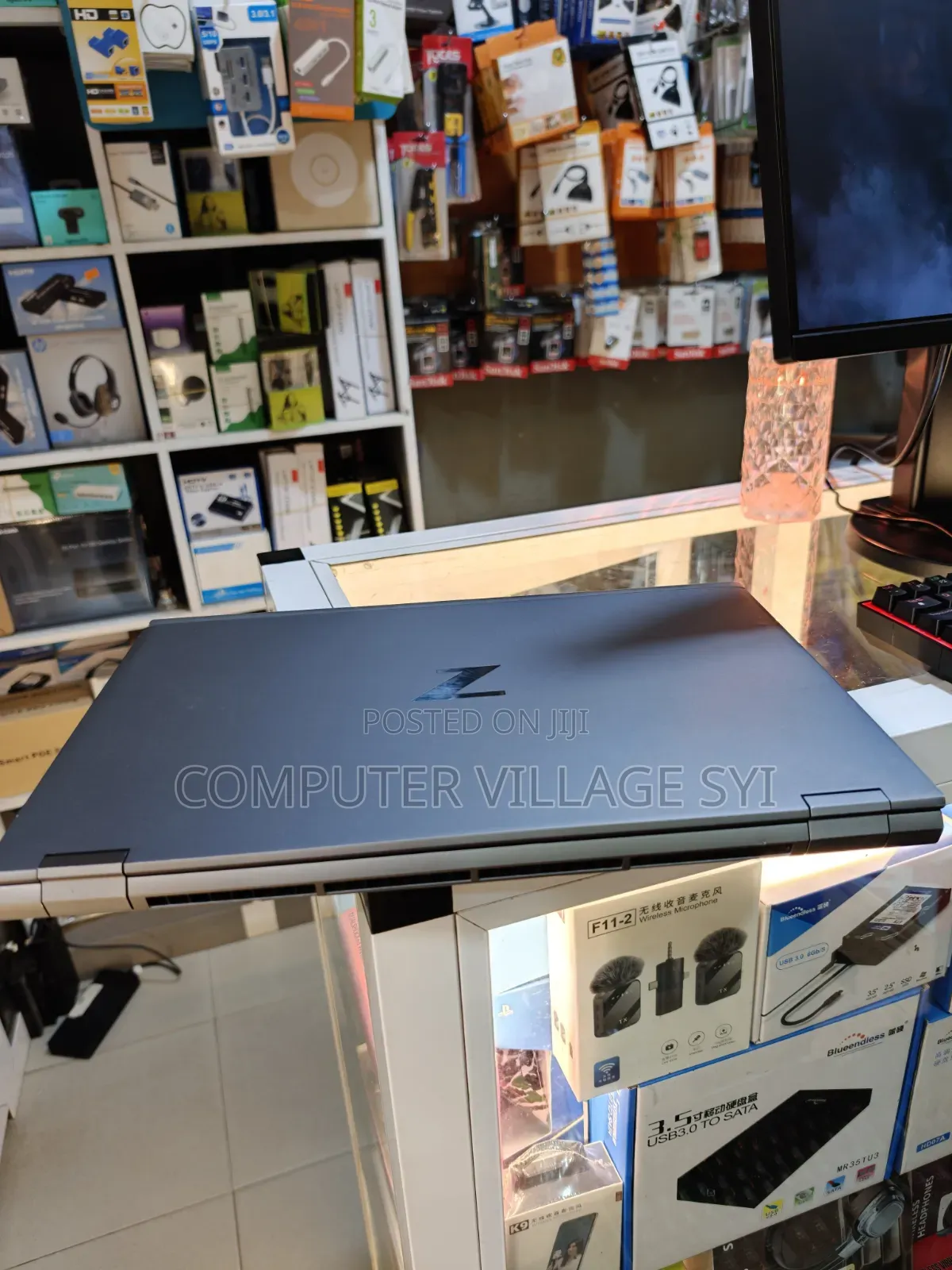 Laptop HP ZBook Fury 17 G7 16GB Intel Core i7 HDD+SSD 512GB