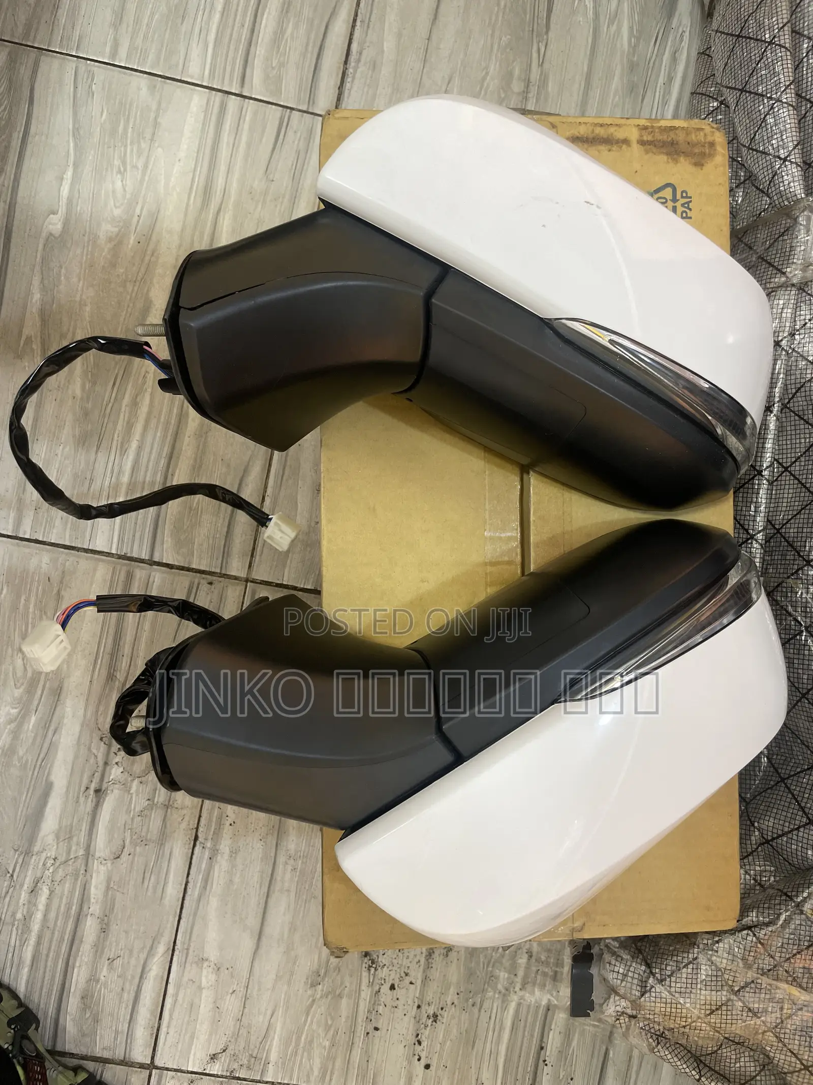 Toyota RAV4 2020-2025 Side Mirror With Senser and Light Pair