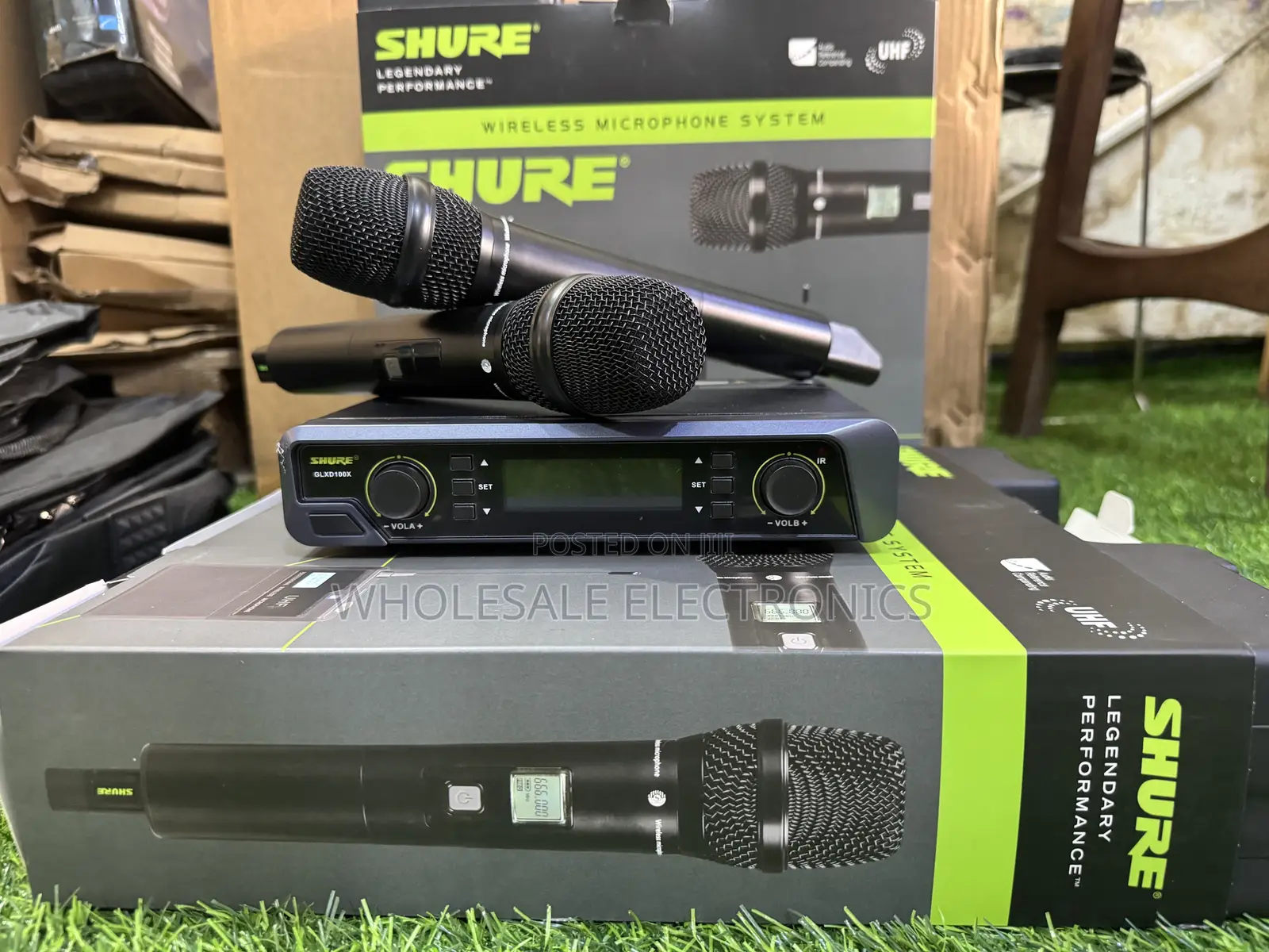 Shure GLXD100X Wireless Microphone