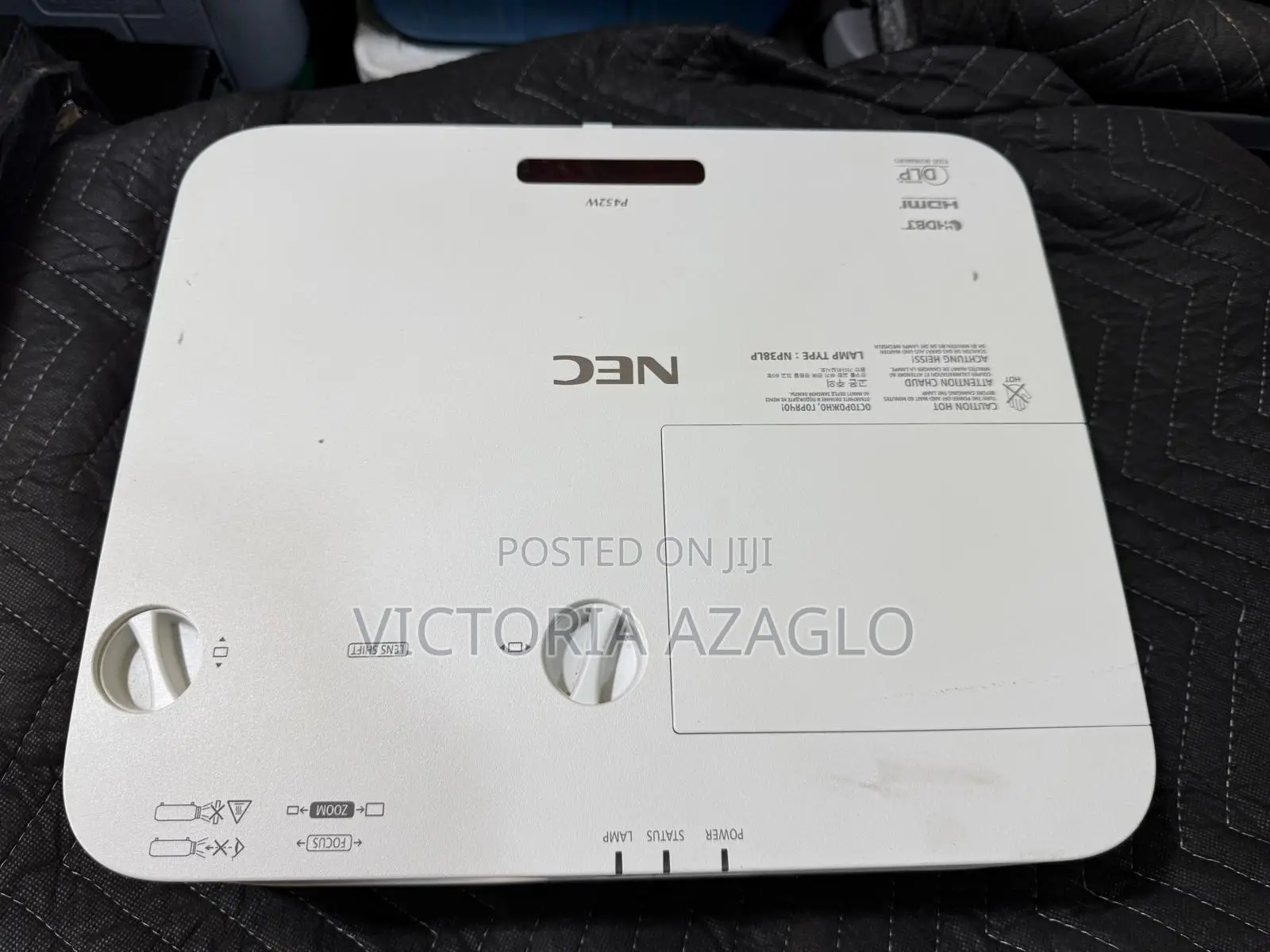 NEC P452W Projector - High Graphics