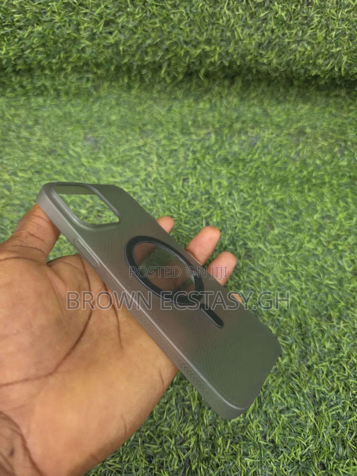 iPhone 12/13 Pro Max Translucent Case (Magsafe Support)