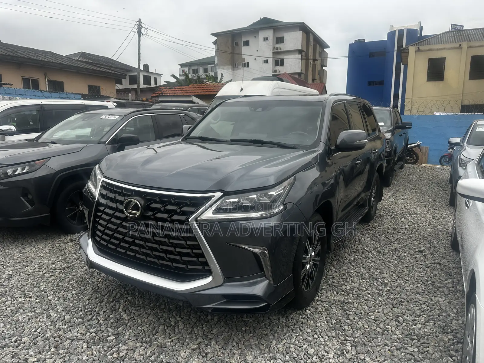 Lexus LX 570 AWD 2020 Gray