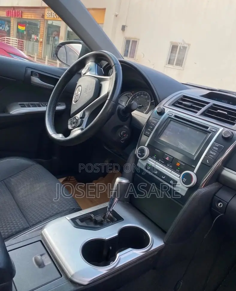 Toyota Camry 2014 Red