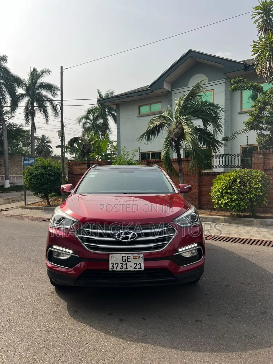 Hyundai Santa Fe Limited 4dr SUV AWD (3.3L 6cyl 6A) 2015 Red