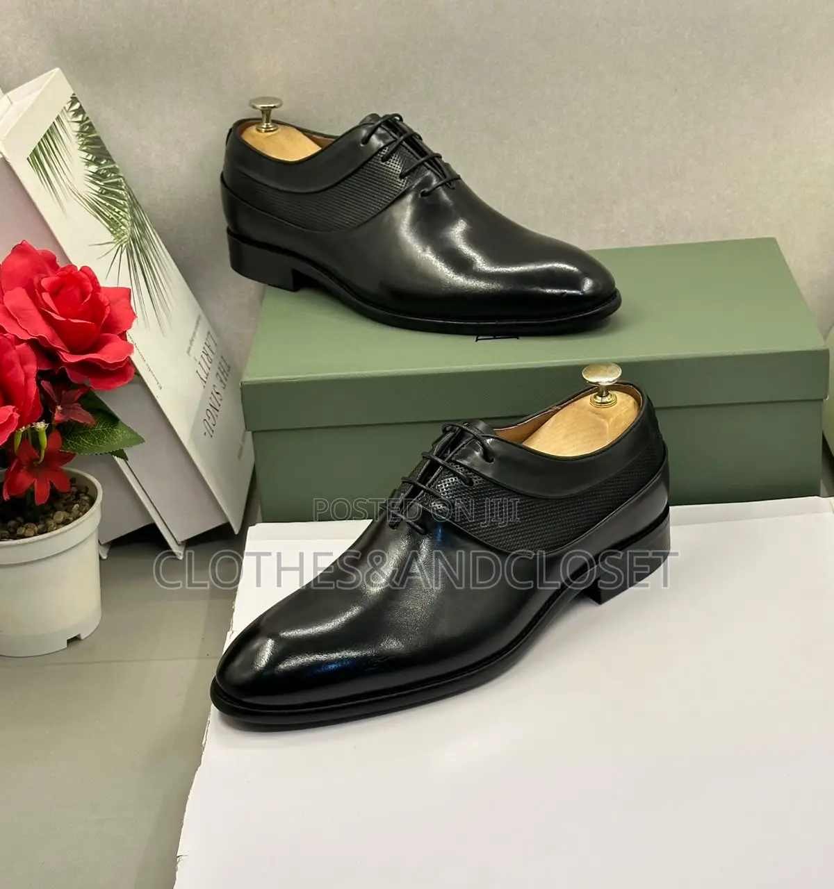 Premium Black Derby Dress Shoes – Where Elegance Meets Confidence