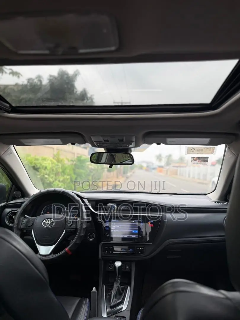 Toyota Corolla 2019 Black