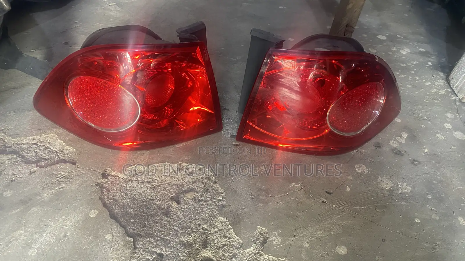 Kia Optima 08 Tail Light