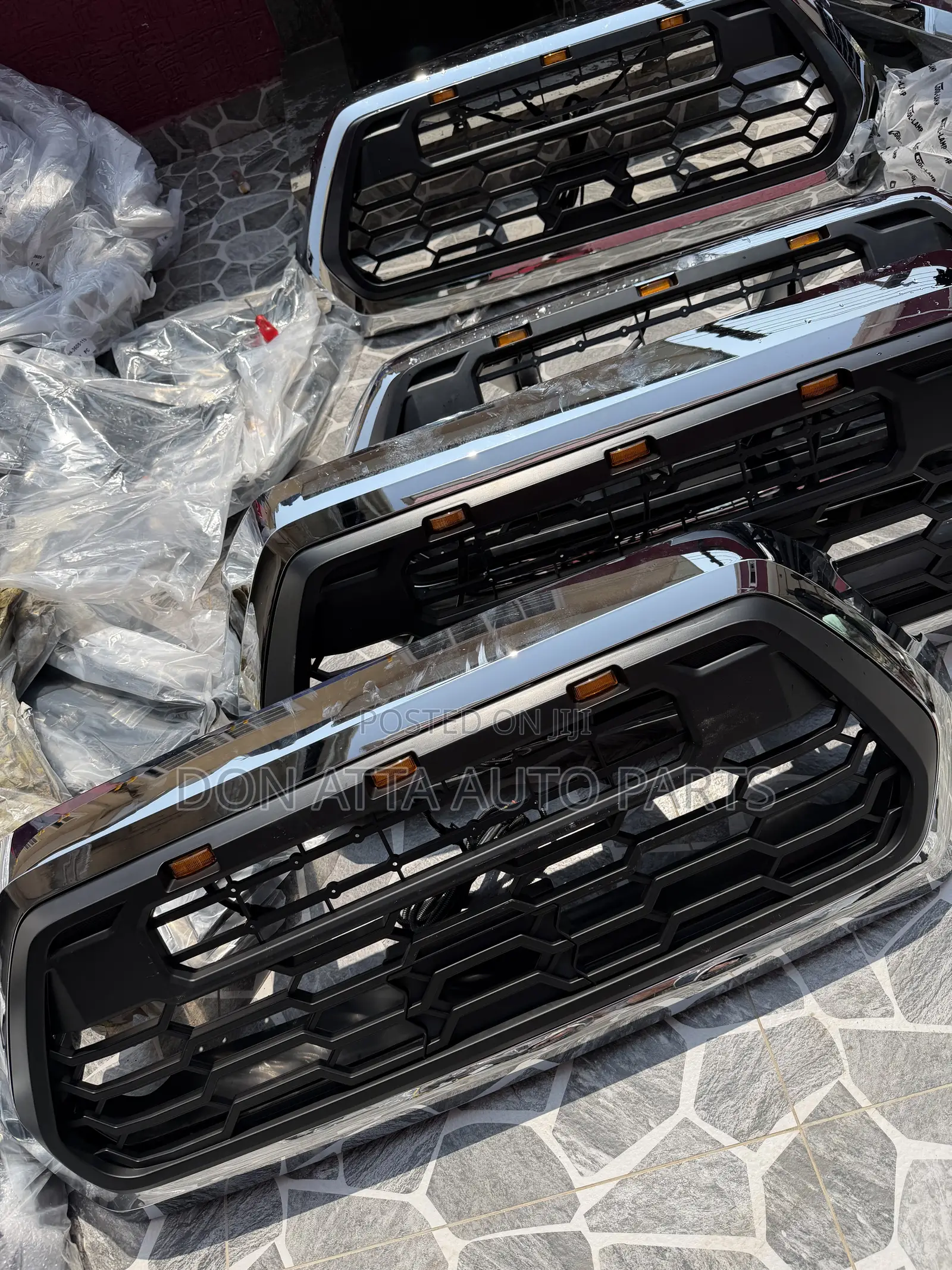 Toyota Tacoma 2016–2022 Front Grille – Available. Autoparts Brampton