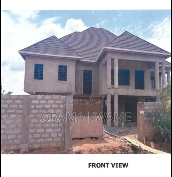 6bdrm House in Laryea Homes, Dawhenya for sale