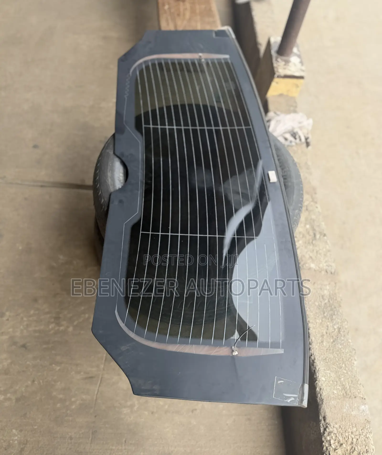 Range Rover Sport Back Glass 2023 2024 2025 2026