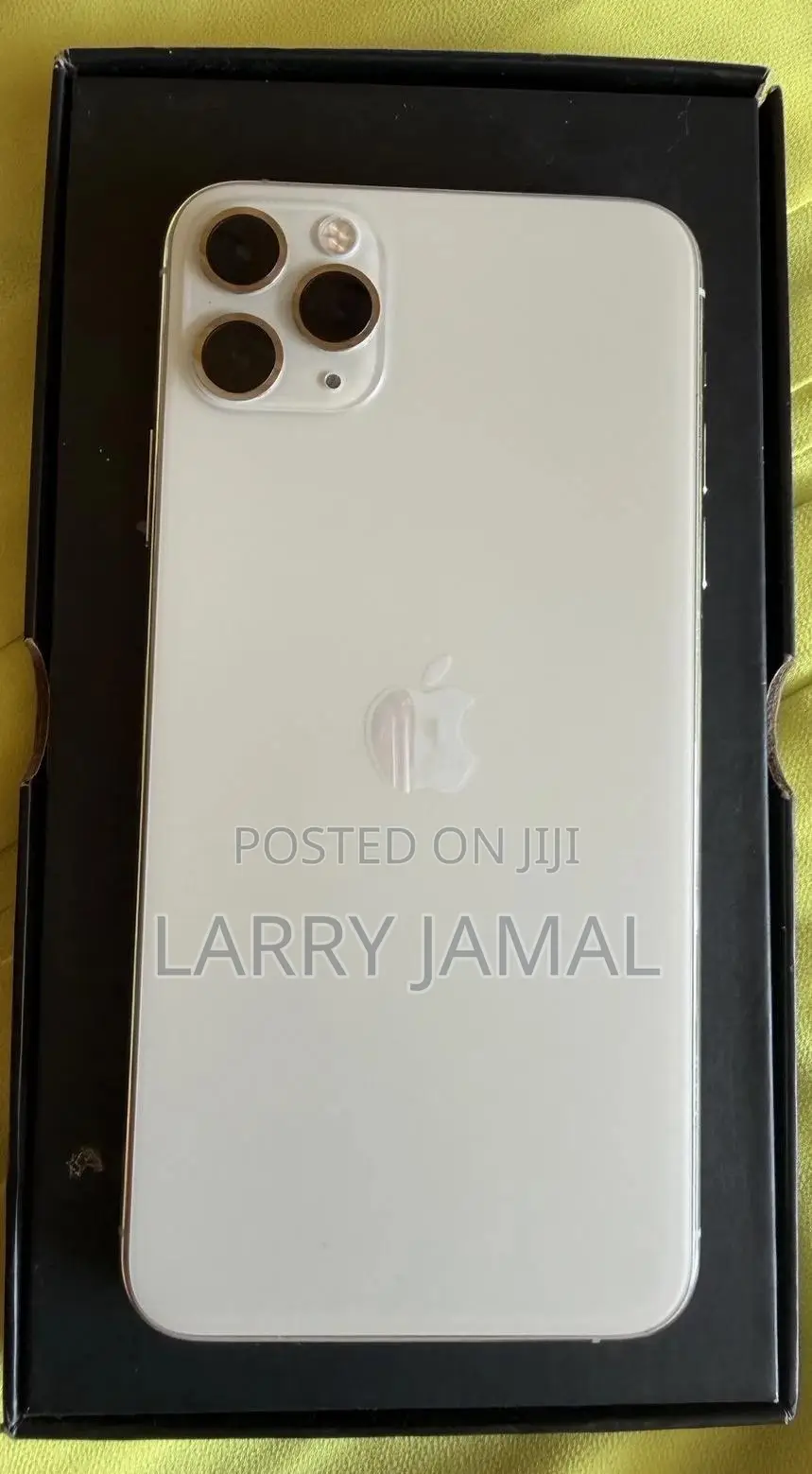Apple iPhone 11 Pro Max 64 GB Gold