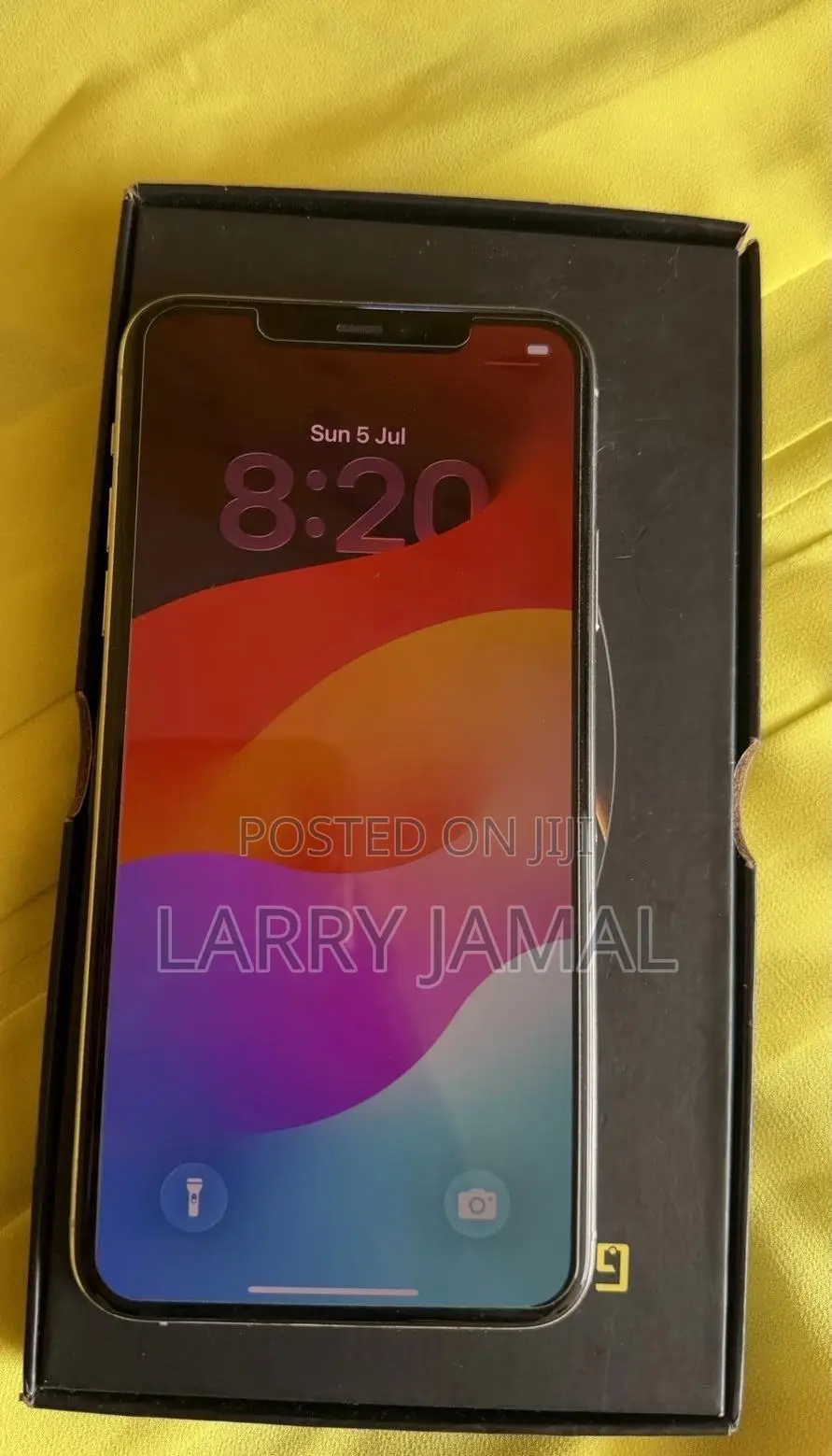 Apple iPhone 11 Pro Max 64 GB Gold