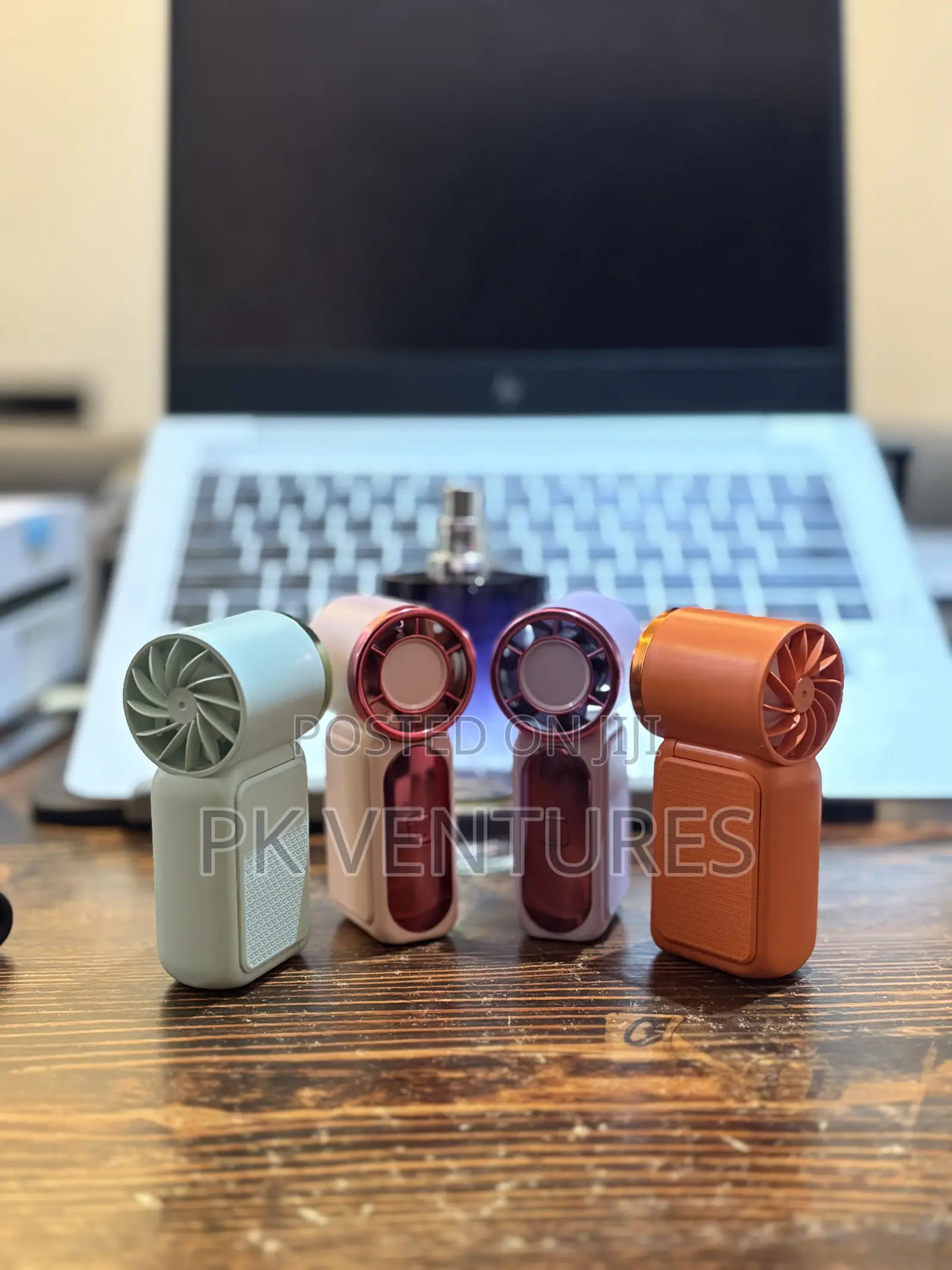 Mini Mini Fan (3inchs)