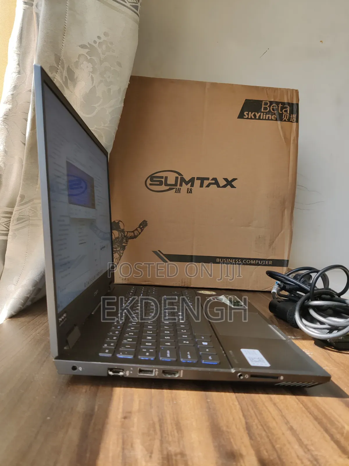 Laptop HP Omen 15 16GB AMD Ryzen 7 SSD 512GB