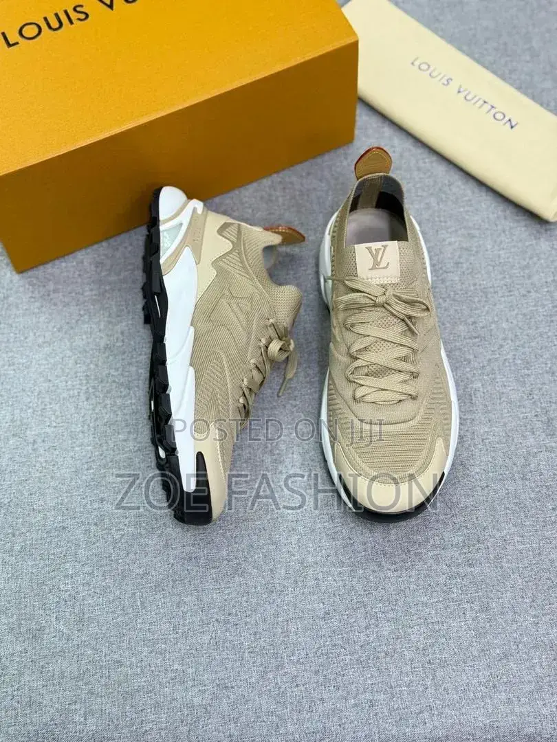 Men Quality Easy Wear Sneakers(ve