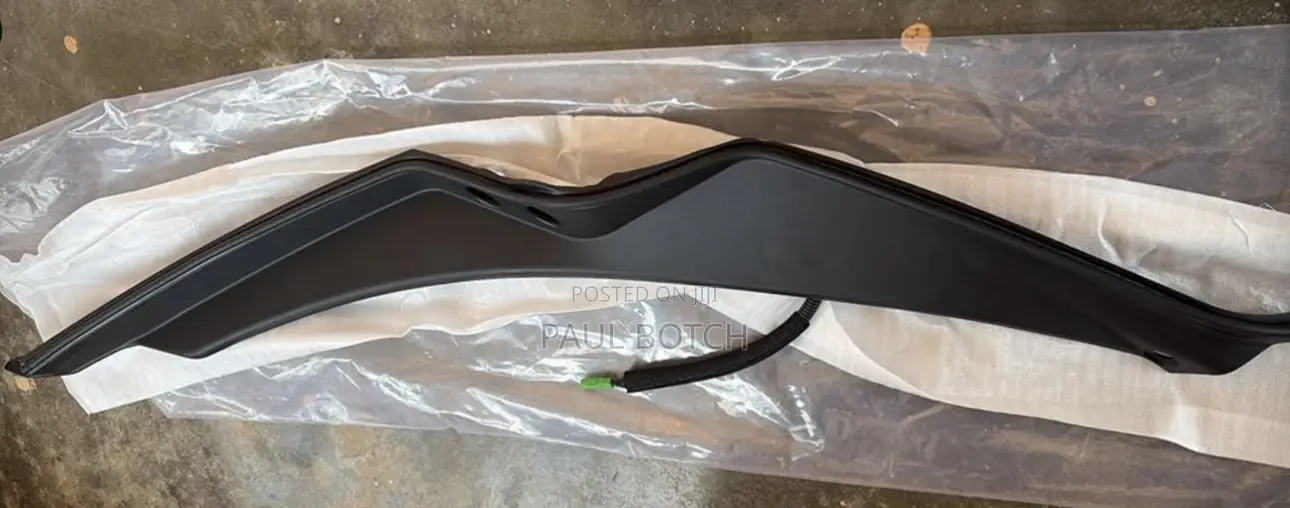 2017–2022 Honda CR-V Power Tailgate/Boot Pinch Sensor.
