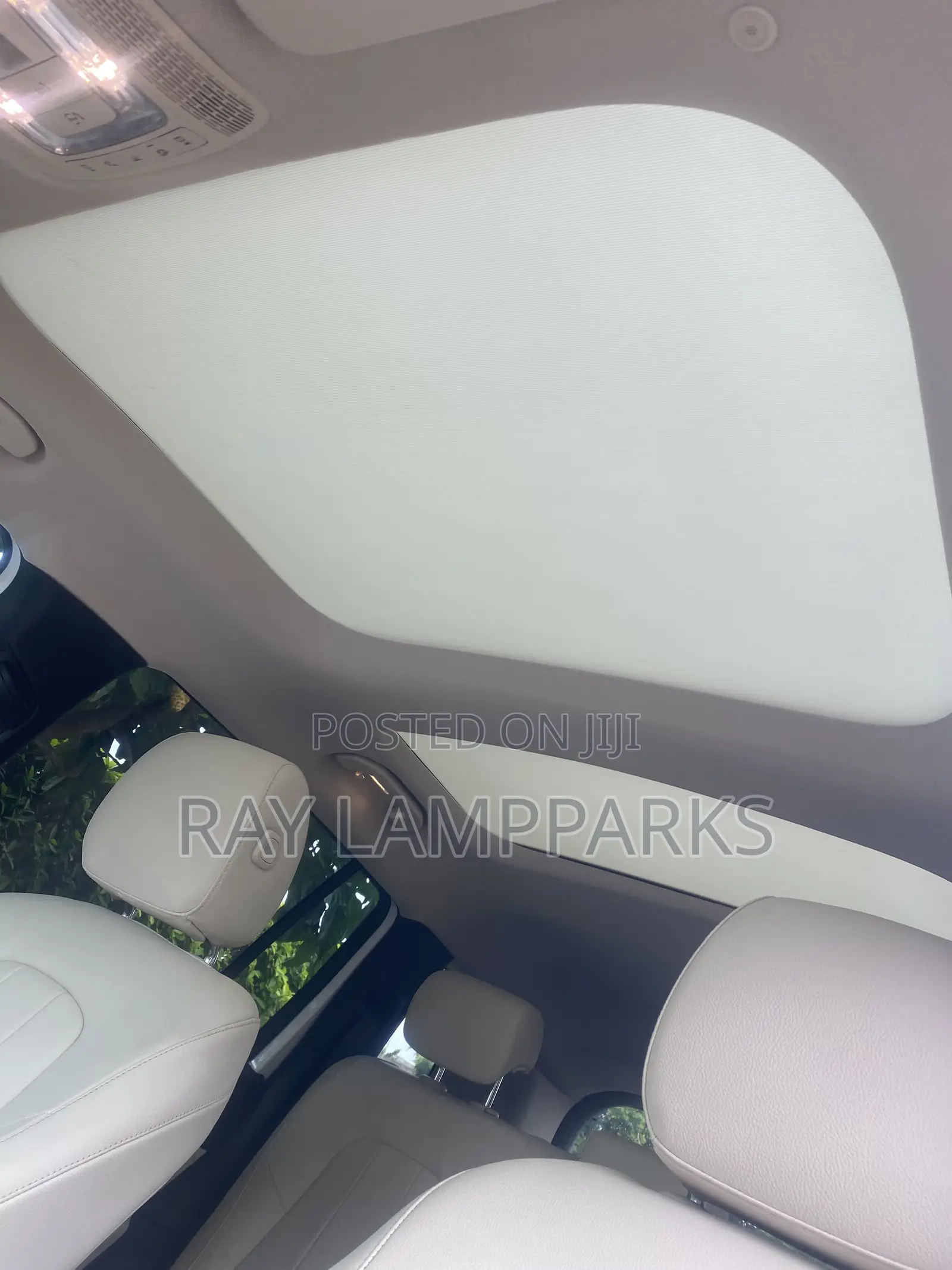 Mercedes-Benz GLB-Class 2022 White
