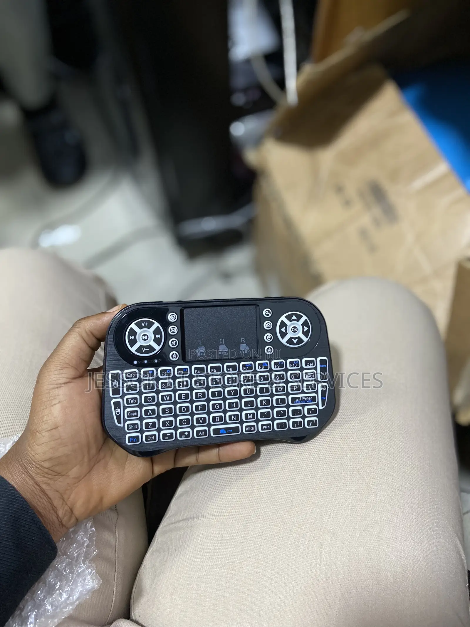Mini RGB Keyboard and Mouse 7 Backlight Colors BT + 2.4G Wireless