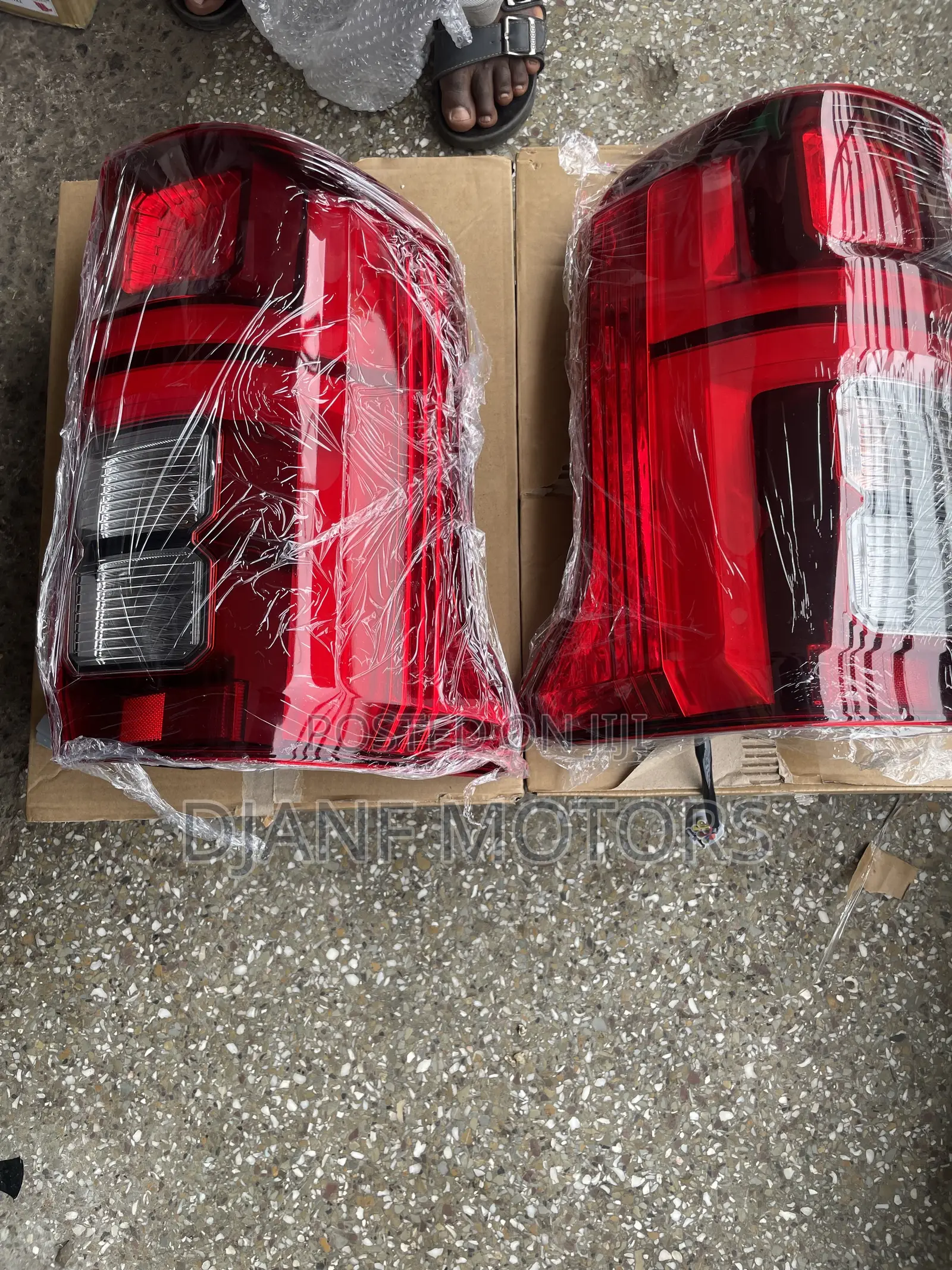 Mitsubishi L200 2023-2026 Taillight Available