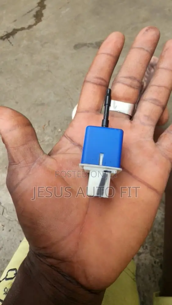 Brake Light Switch 4 Pins Plastic for Honda Accord Civic CR-V HR-V