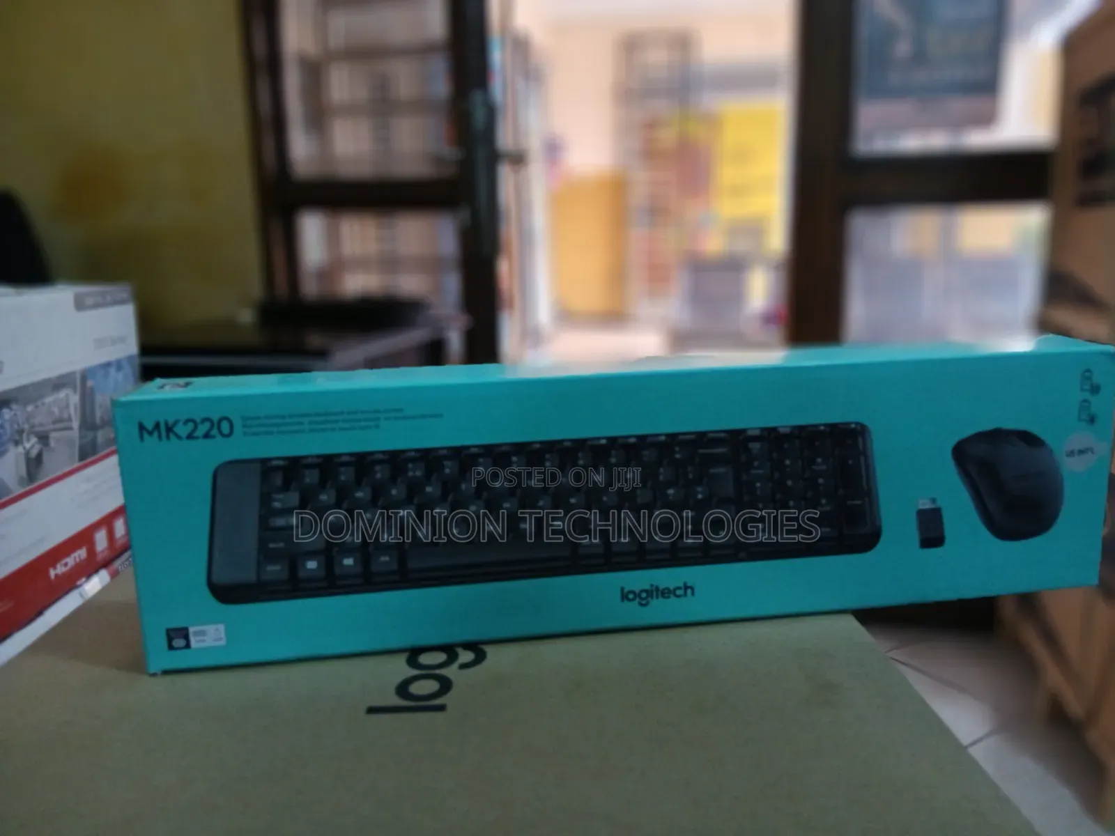 Logitech MK 220 Keyboard Mouse