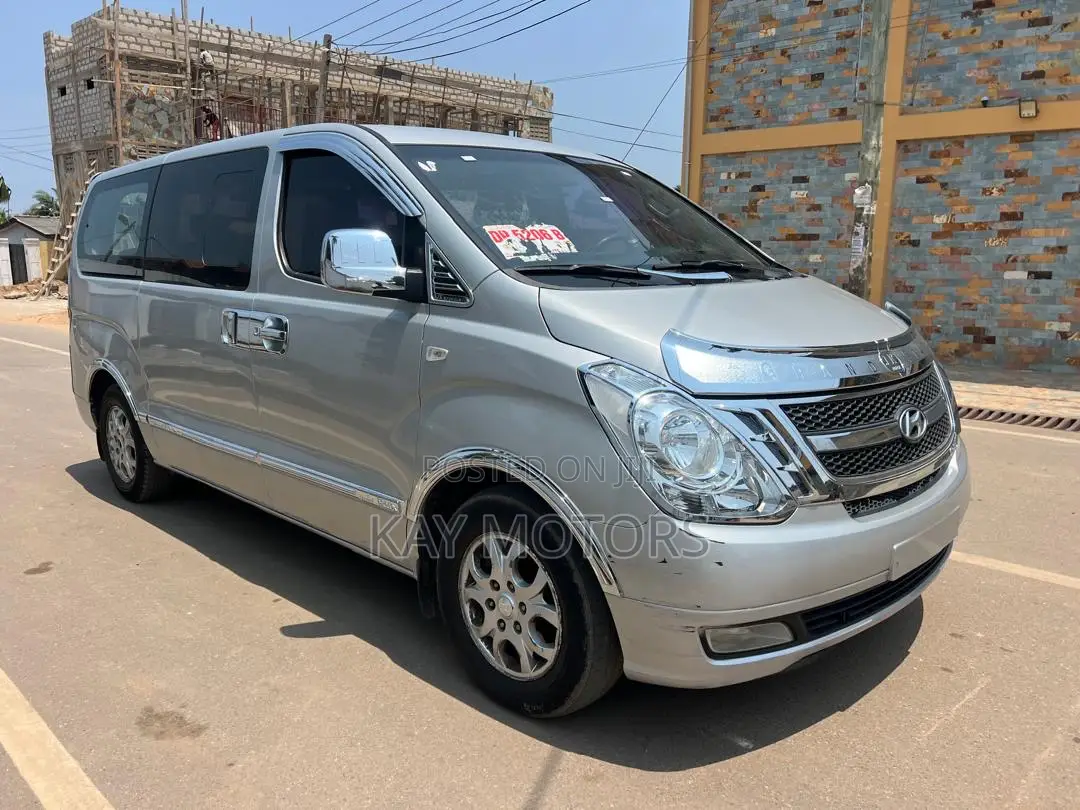 Hyundai Starex 2015 Grey