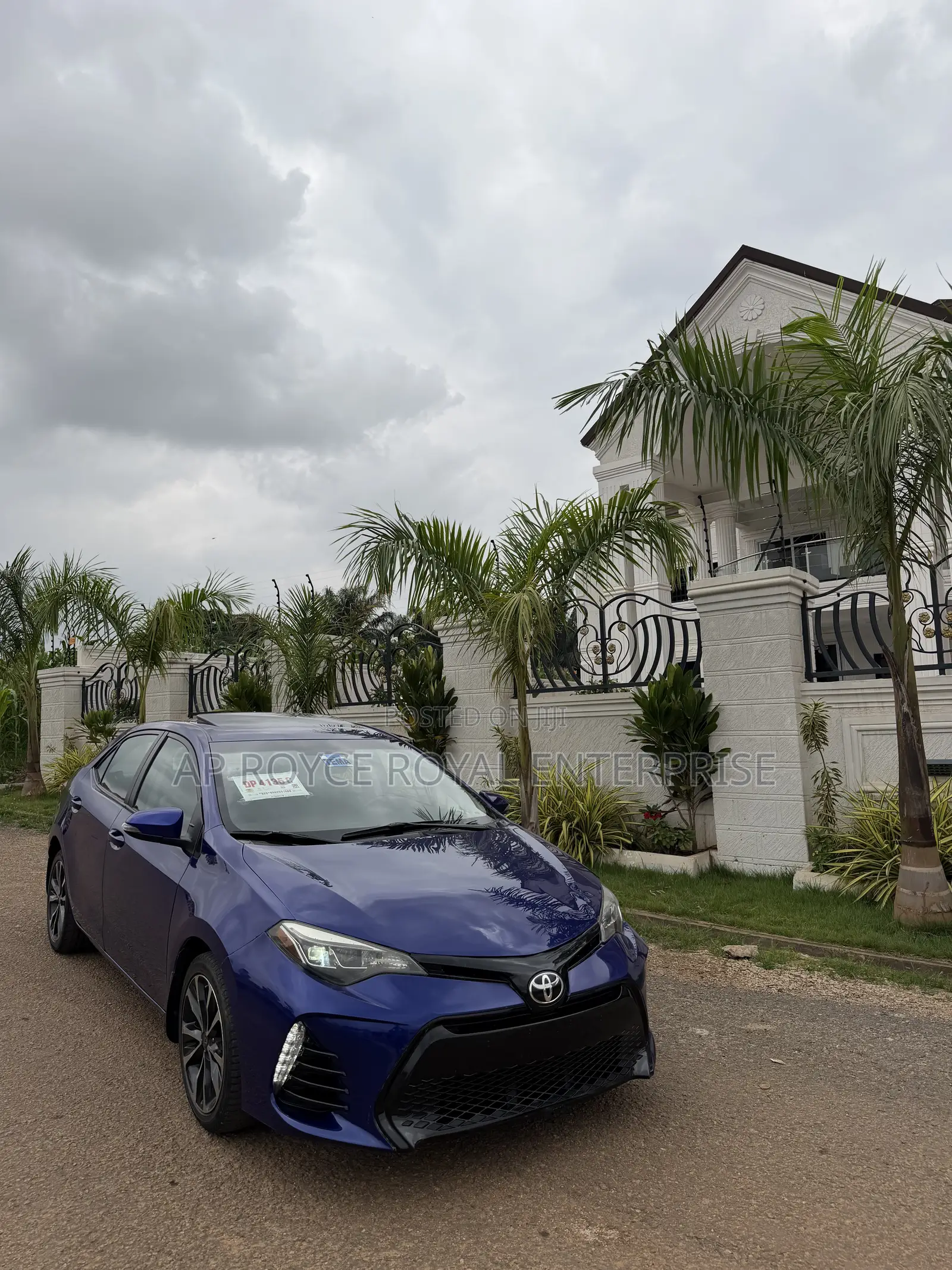 Toyota Corolla SE Special Edition 4dr Sedan (1.8L 4cyl CVT) 2017 Blue