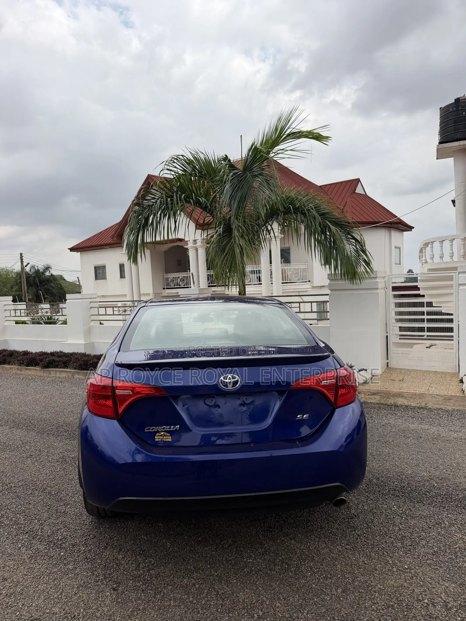 Toyota Corolla SE Special Edition 4dr Sedan (1.8L 4cyl CVT) 2017 Blue