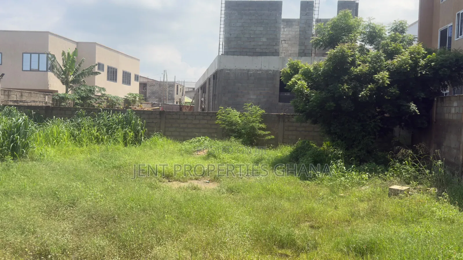Roadside 1Acre of Land for Sale at Accra Kotobabi