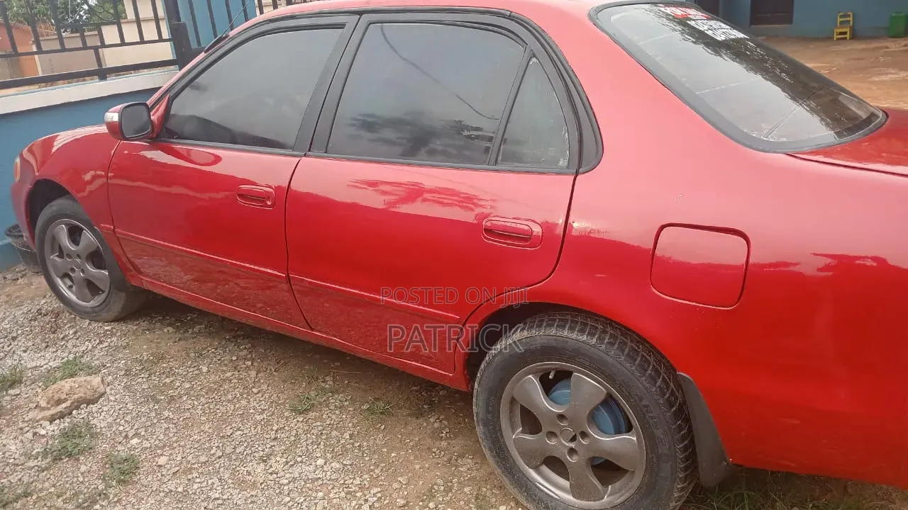 Toyota Corolla 2002 Red