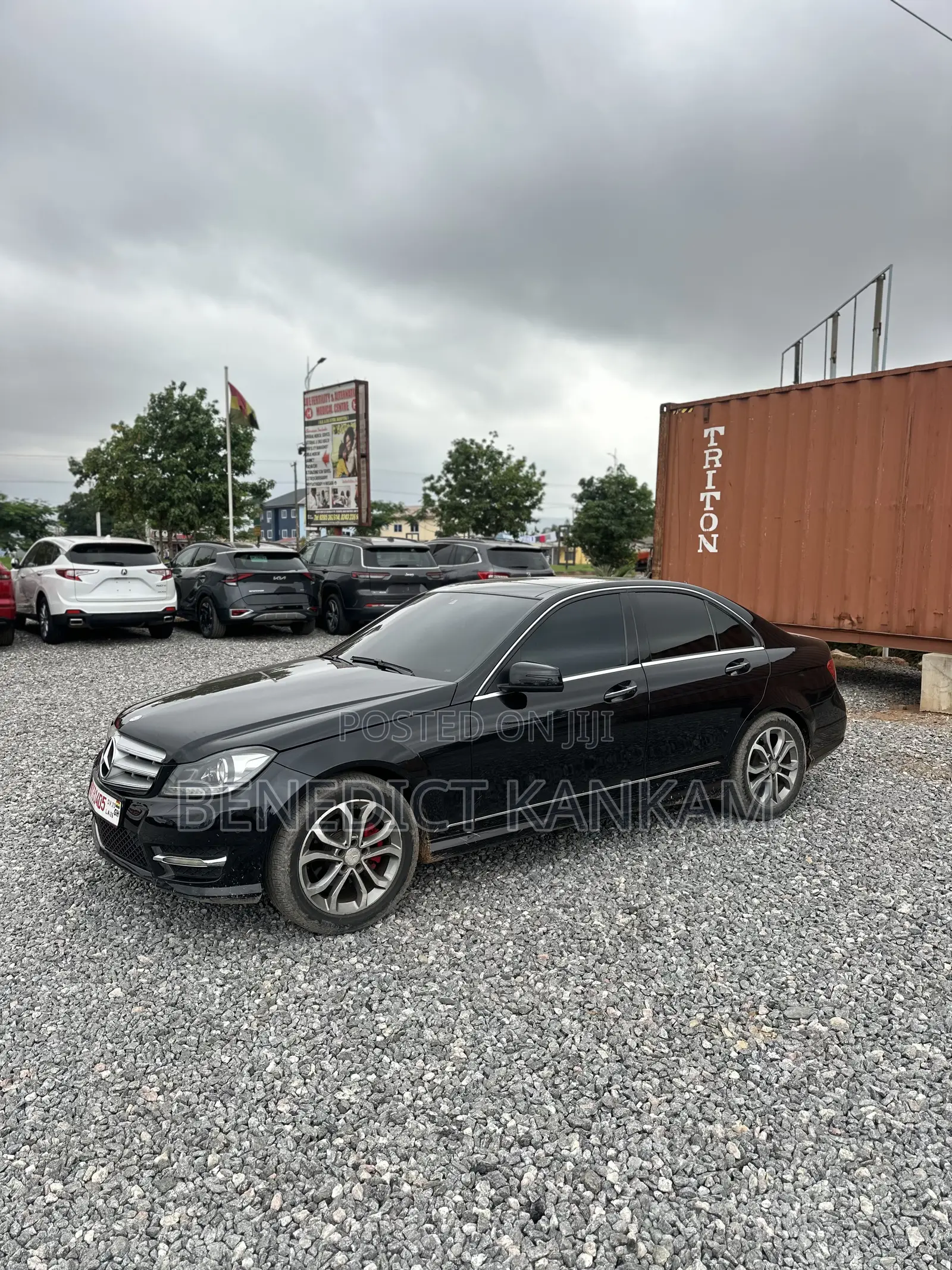 Mercedes-Benz C200 2013 Black