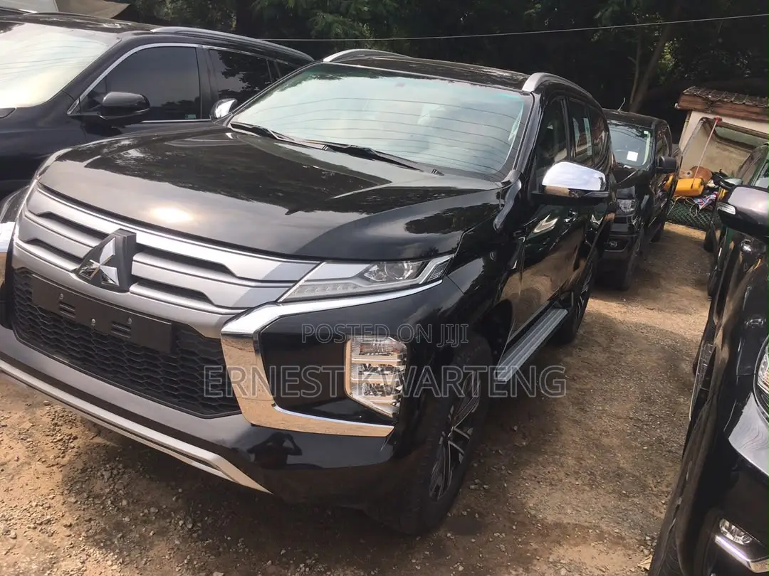 New Mitsubishi Montero Sport 2023 Black