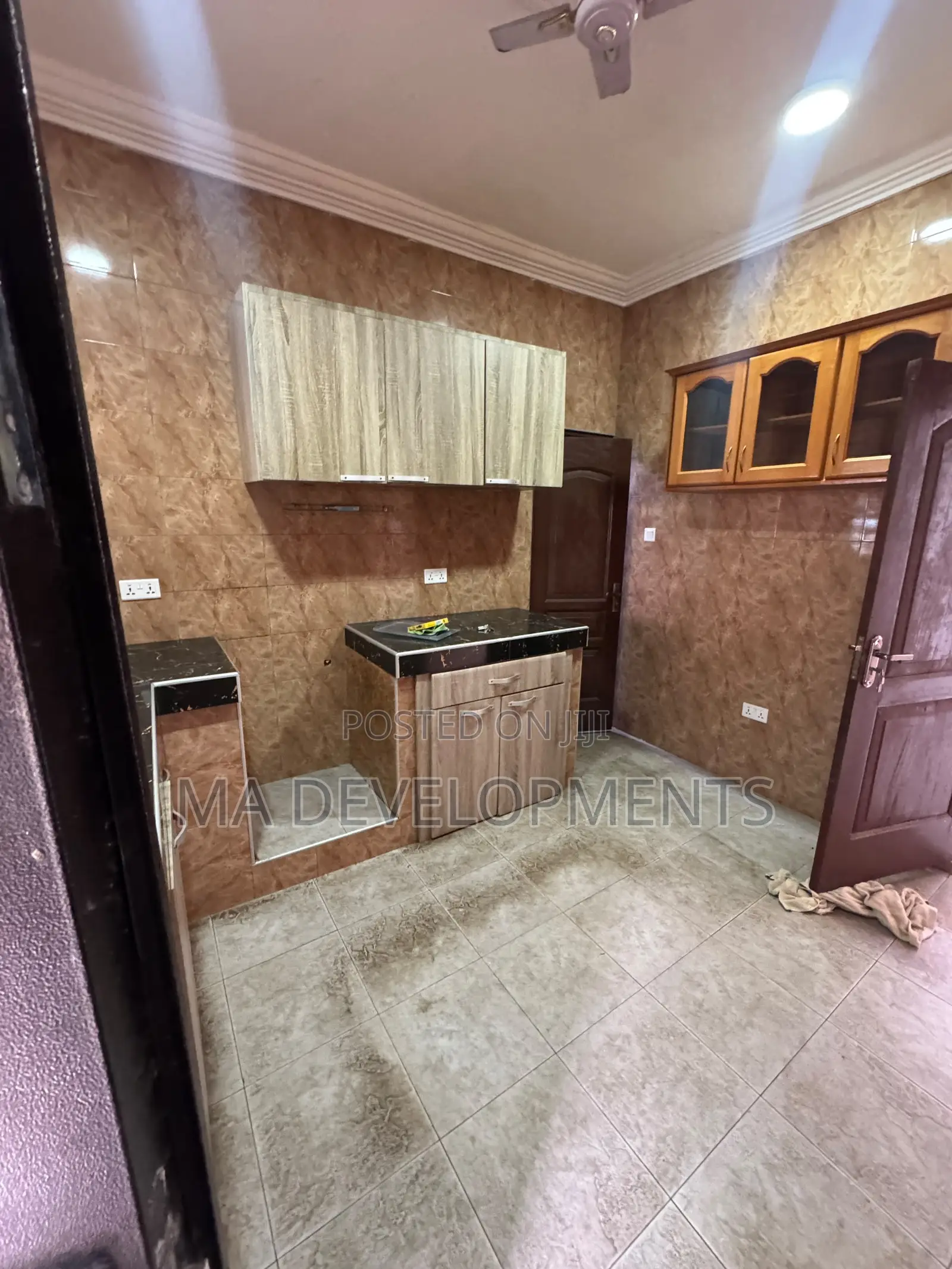 3bdrm Apartment in Madev Realty, Achimota for rent